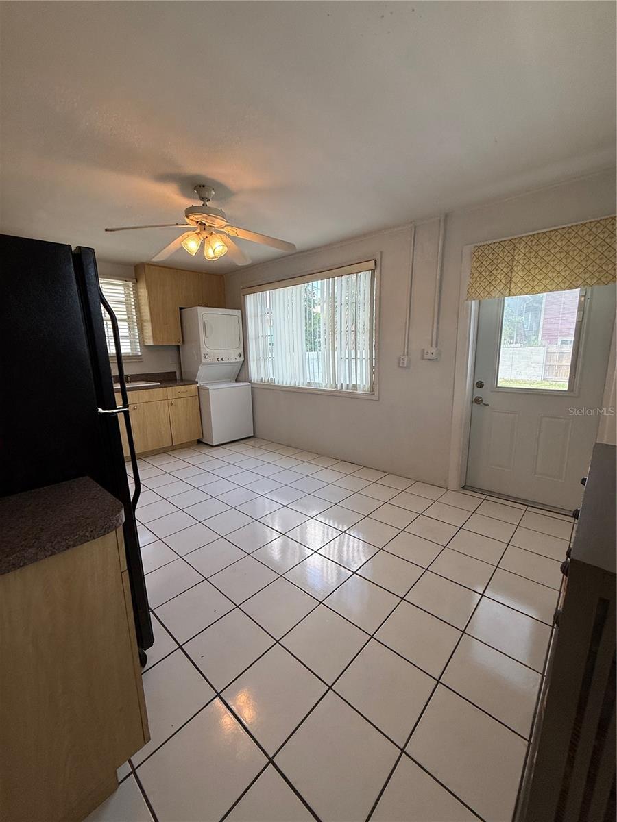 Image 8 of 19 For 409 Orleans Avenue