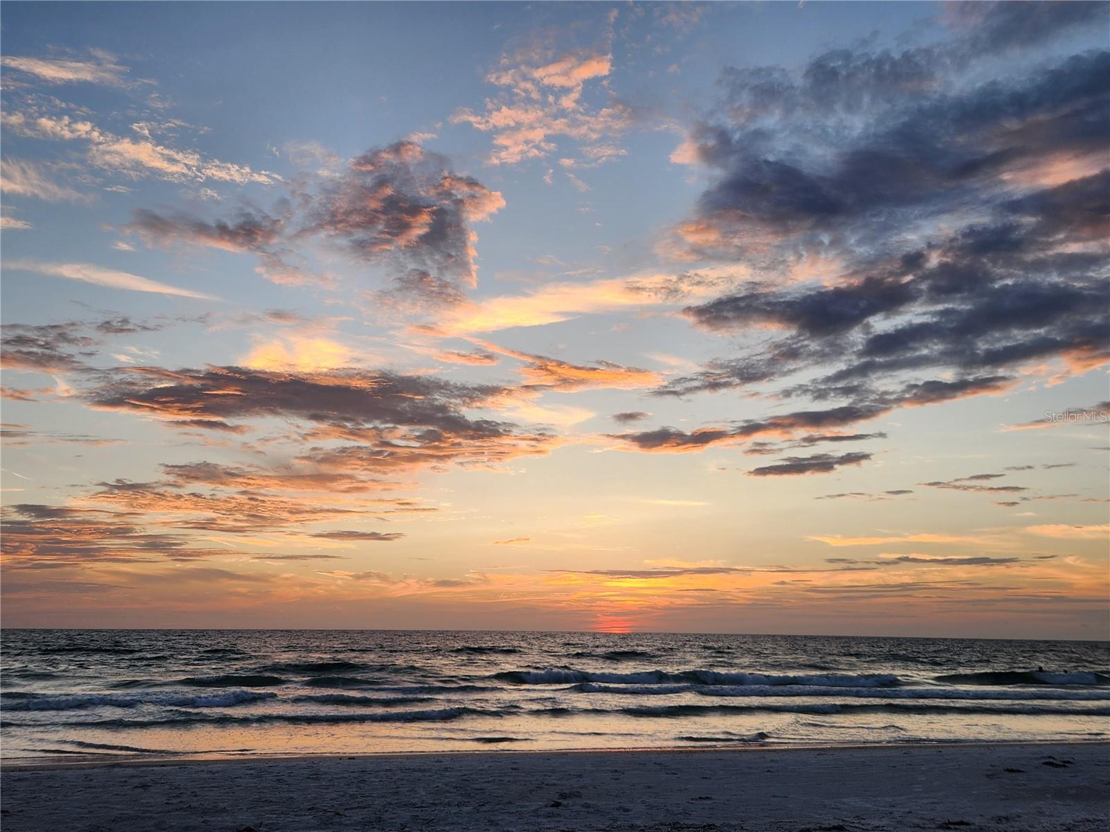 Image 2 of 28 For 802 Hidden Harbour Drive