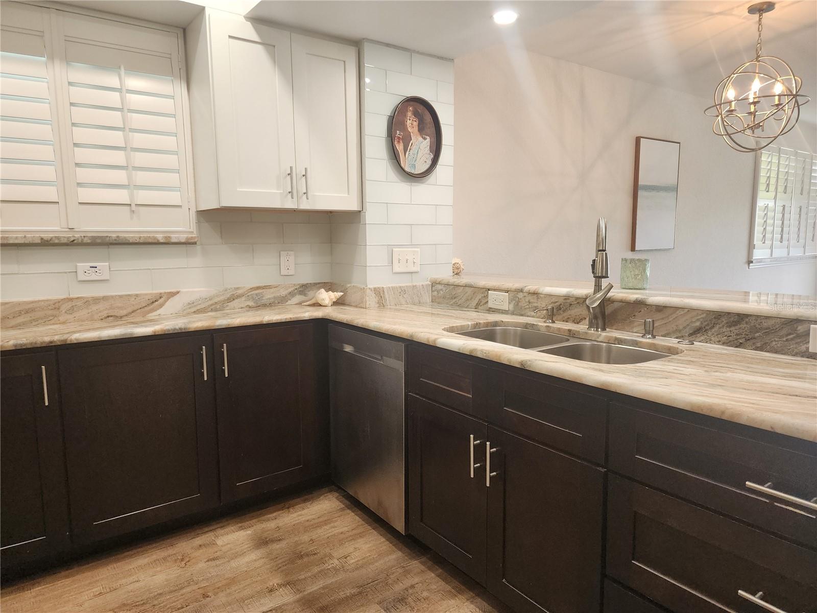 Image 4 of 28 For 802 Hidden Harbour Drive