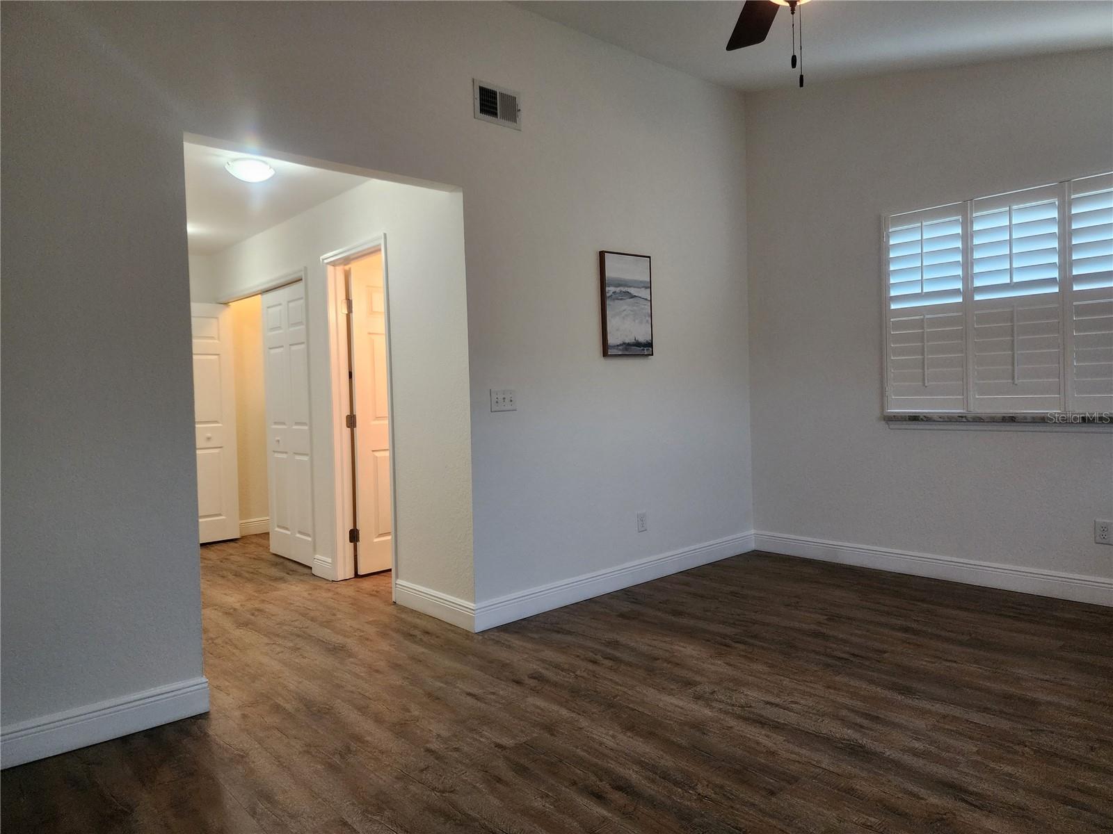 Image 7 of 28 For 802 Hidden Harbour Drive