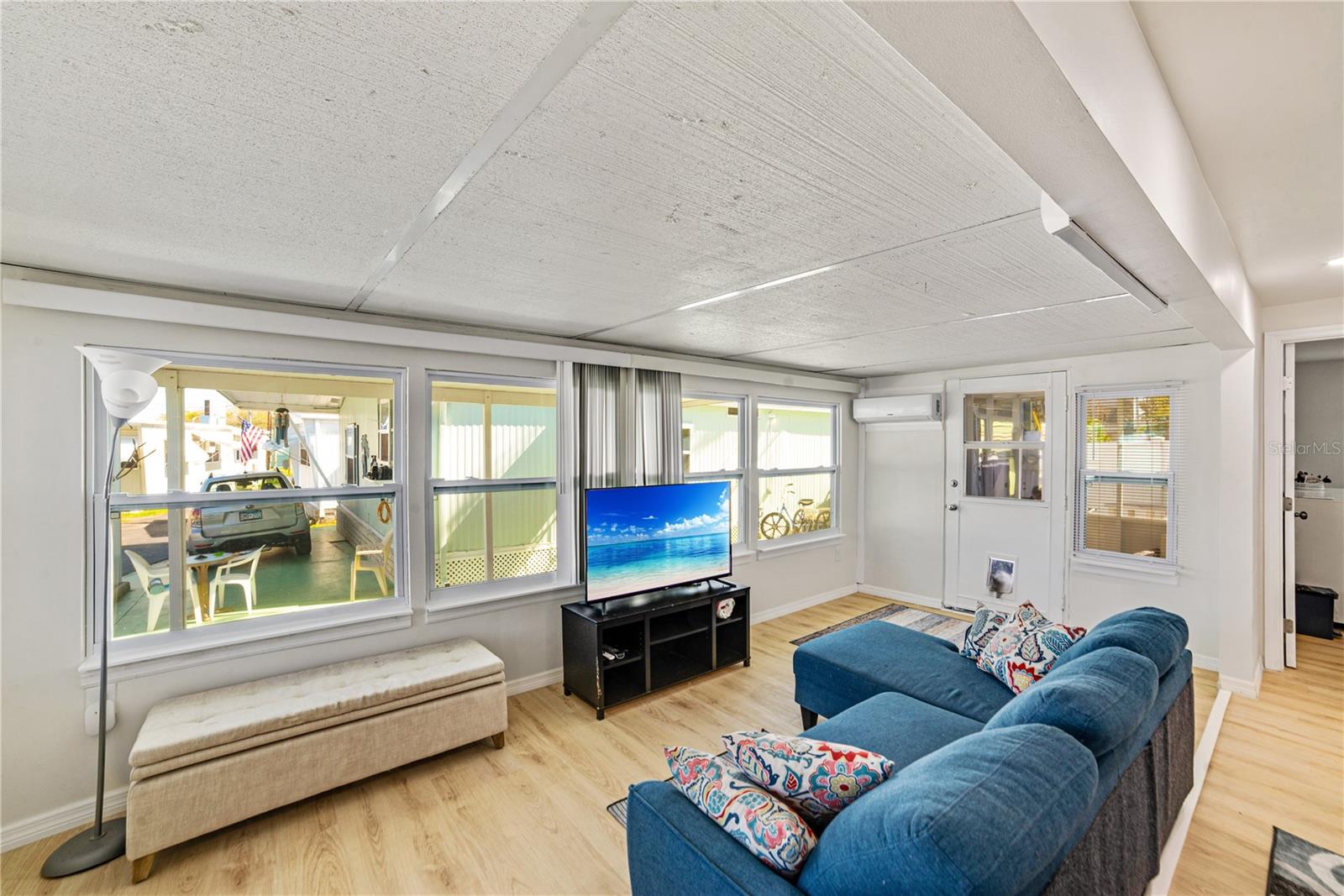 Image 17 of 41 For 4271 85th Way N 5