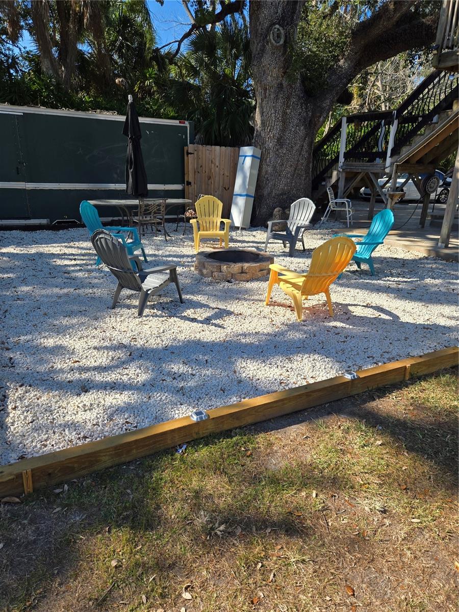 Image 15 of 27 For 101 Lemon Street 1