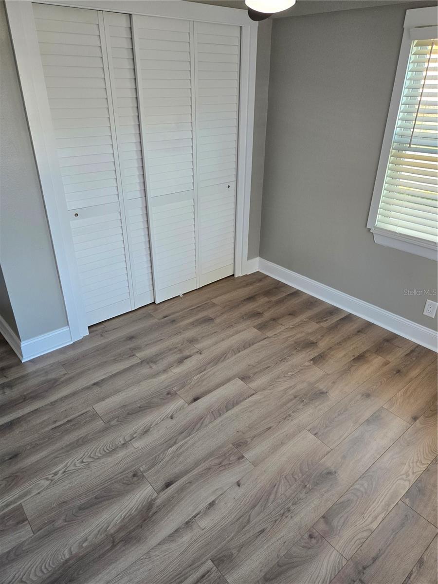 Image 17 of 27 For 101 Lemon Street 1