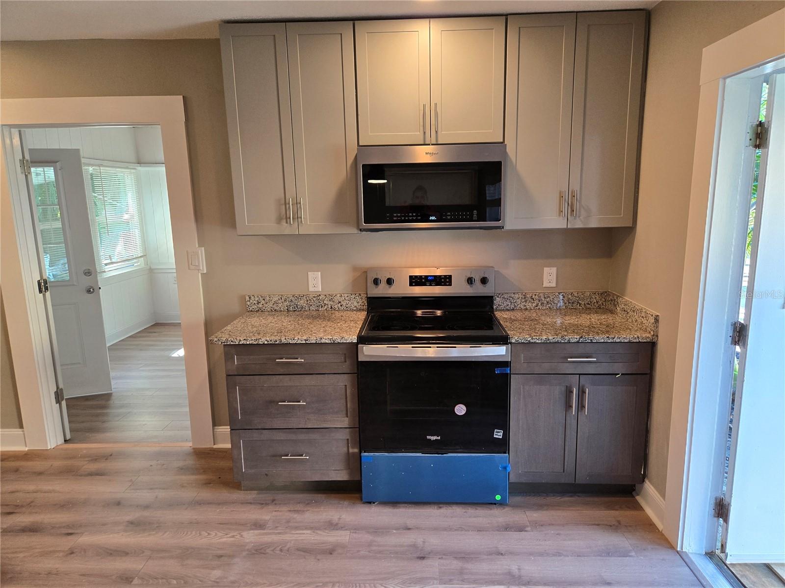 Image 20 of 27 For 101 Lemon Street 1