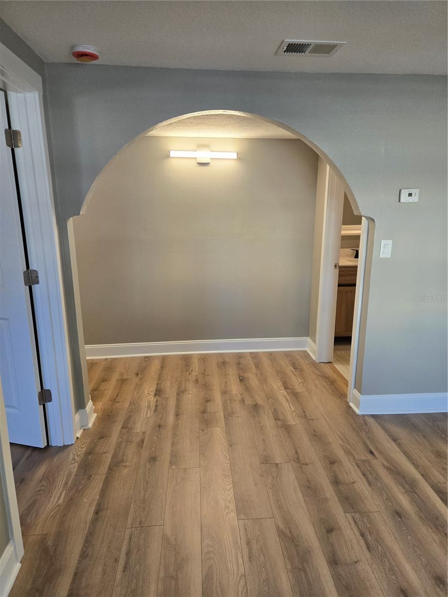 Image 21 of 27 For 101 Lemon Street 1