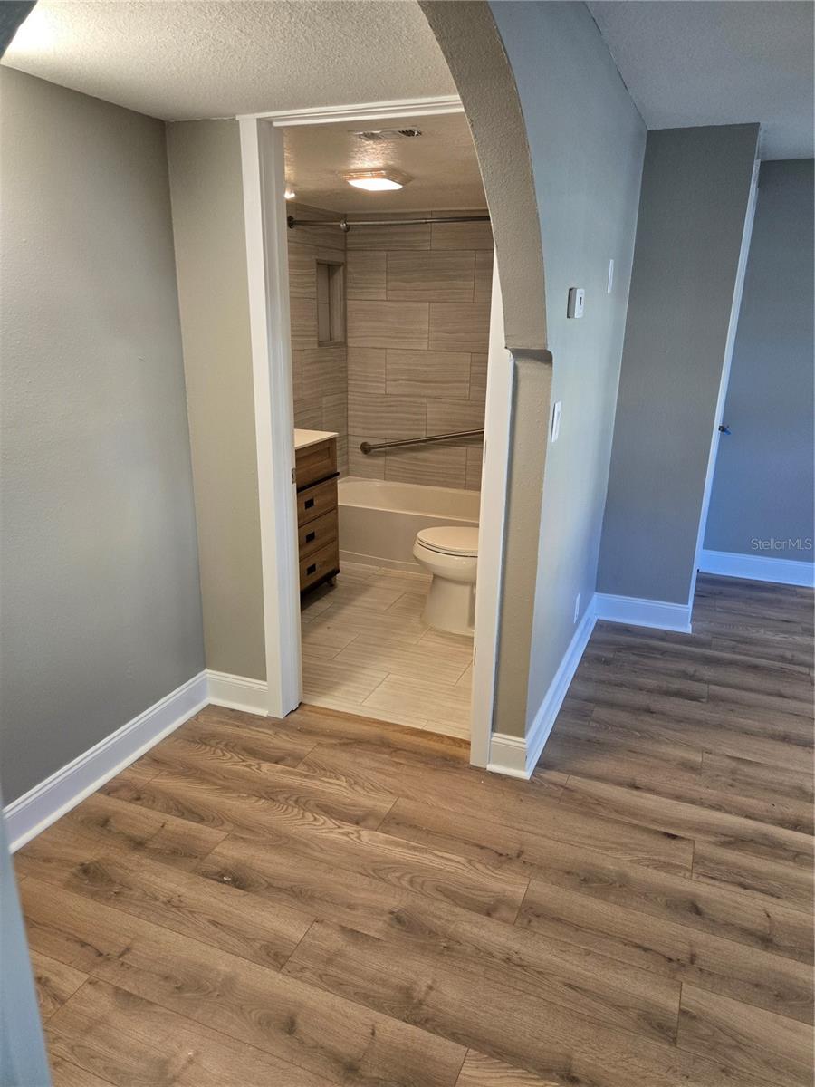 Image 22 of 27 For 101 Lemon Street 1