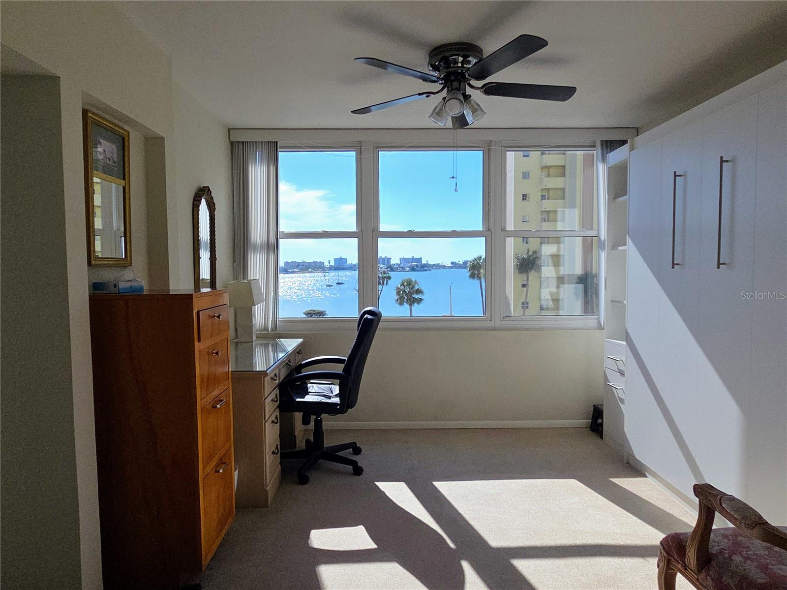 Image 14 of 29 For 4550 Cove Circle 404