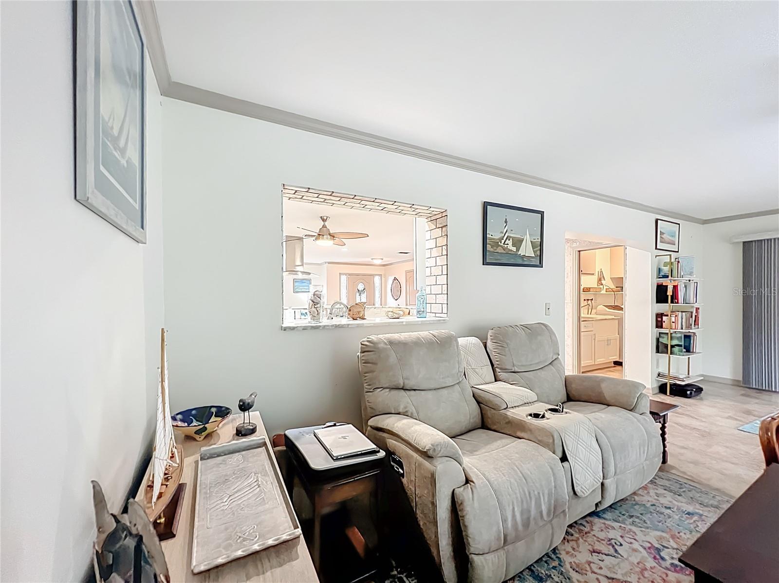 Listing photo id 34 for 2160 Watersedge Drive