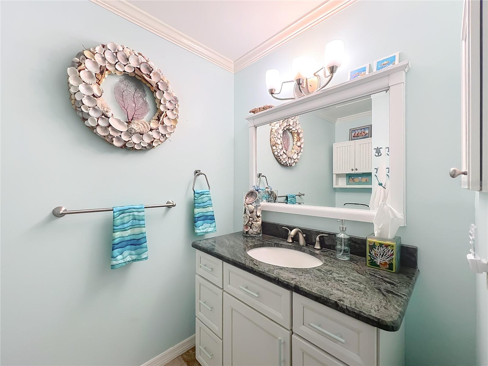 Listing photo id 43 for 2160 Watersedge Drive