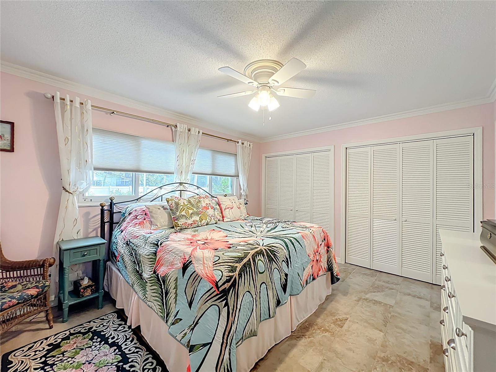 Listing photo id 45 for 2160 Watersedge Drive