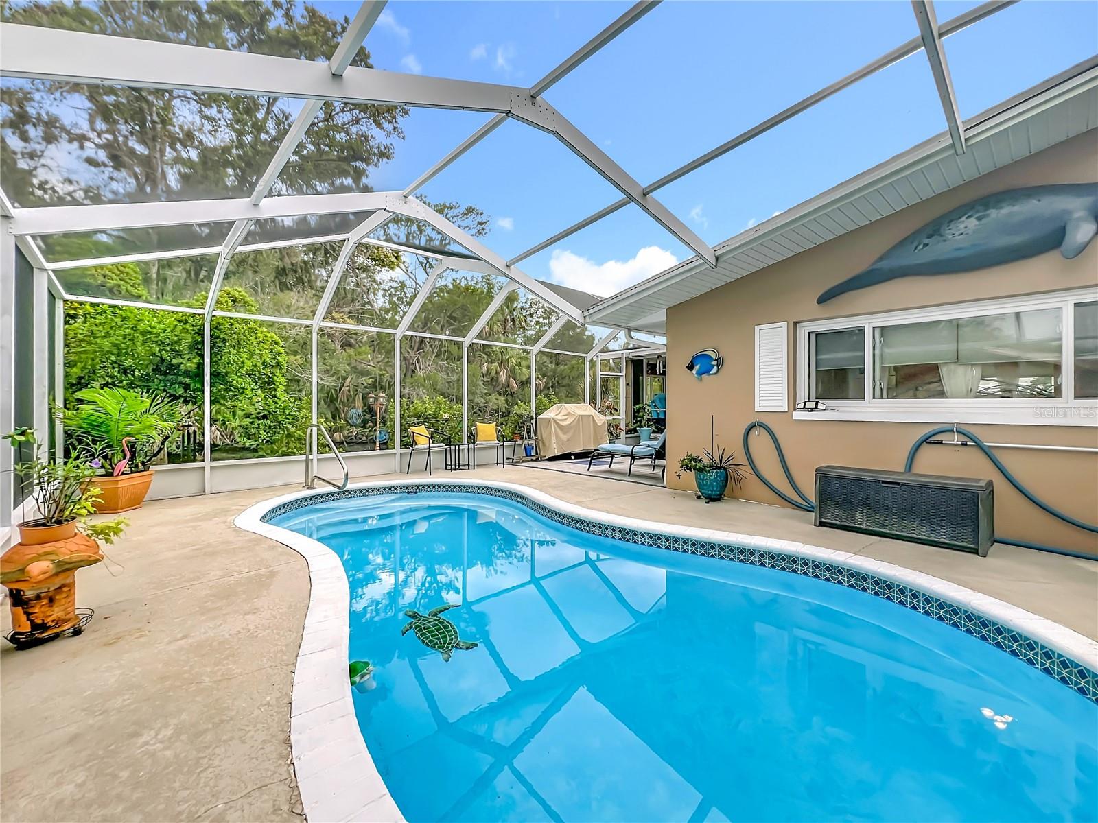 Listing photo id 59 for 2160 Watersedge Drive