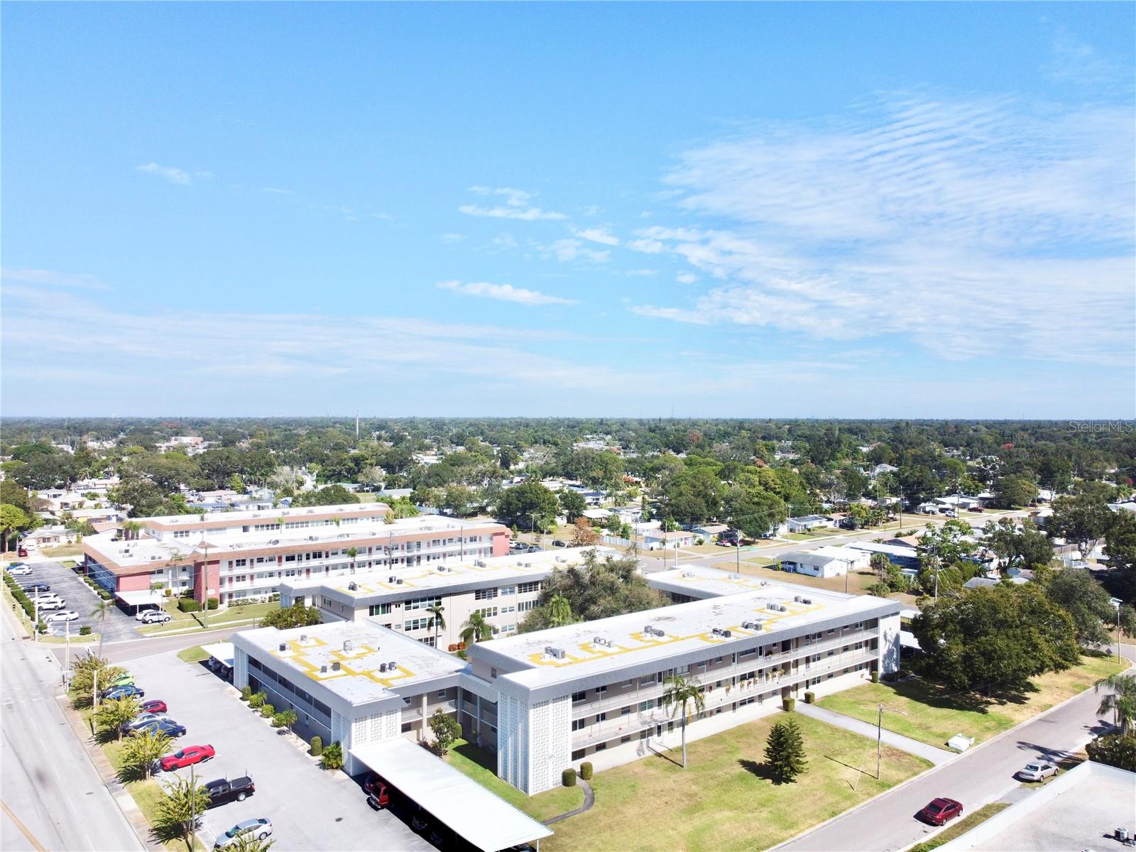 Image 25 of 33 For 5725 12th Avenue N 201d