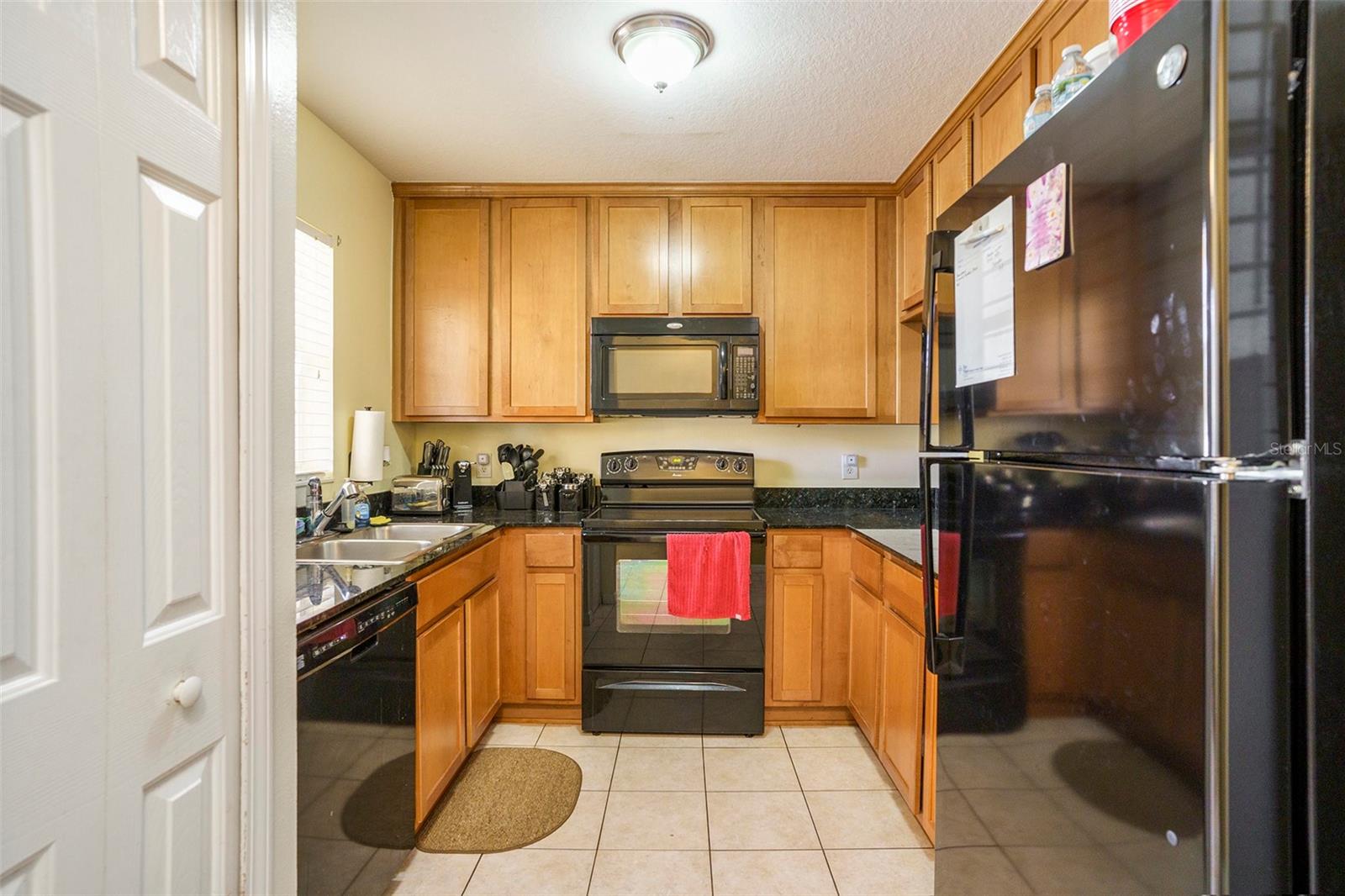 Image 3 of 20 For 3869 Island Way