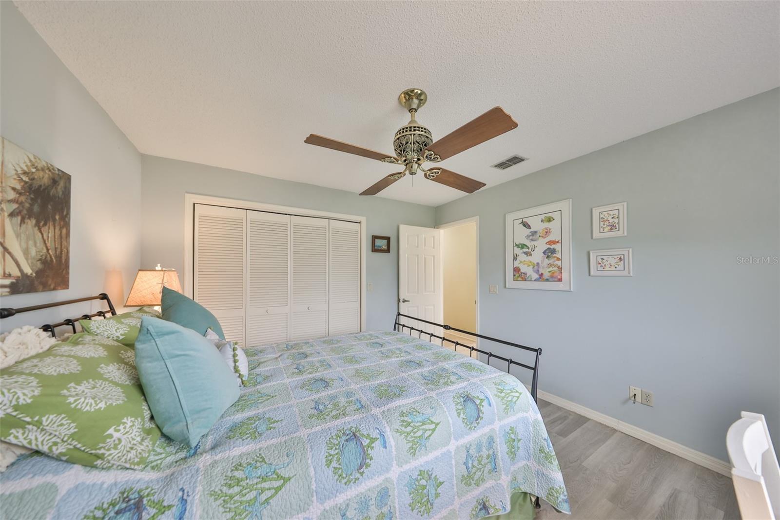 Image 30 of 59 For 1928 View Drive