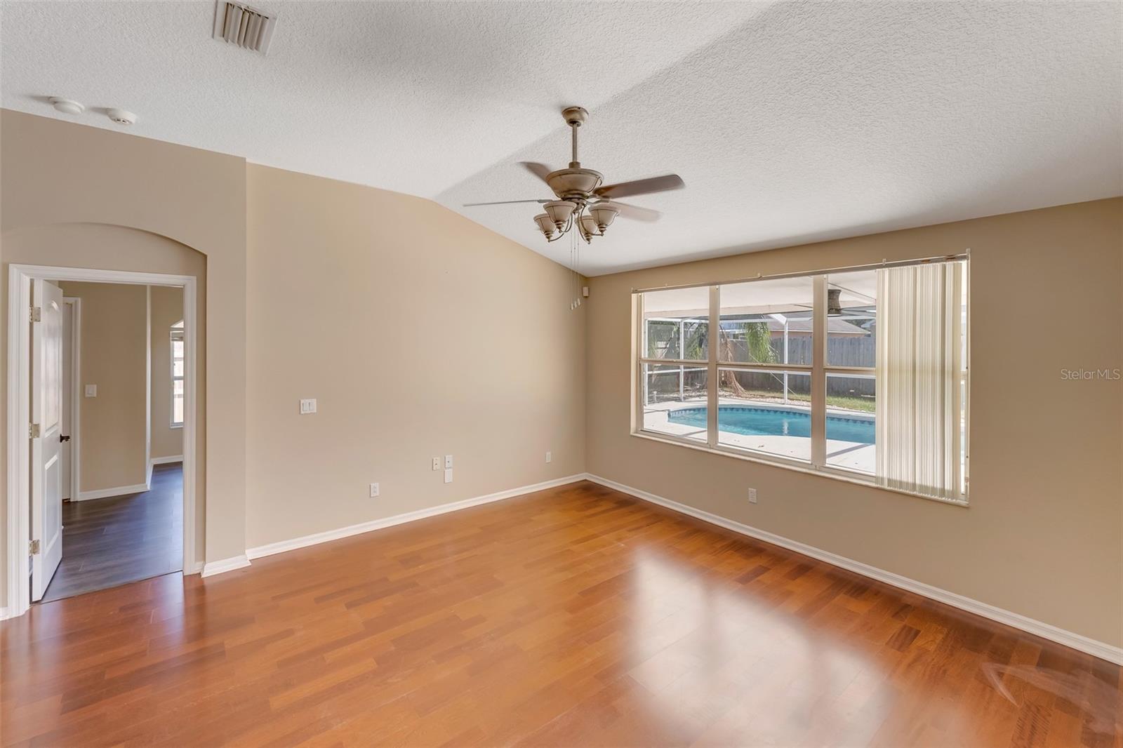 Listing photo id 21 for 1442 Lake Shore Ranch Drive