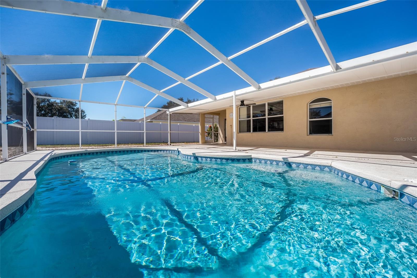 Listing photo id 31 for 1442 Lake Shore Ranch Drive