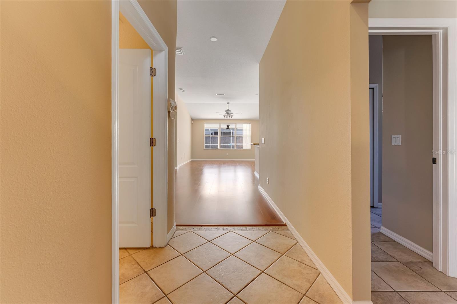 Listing photo id 4 for 1442 Lake Shore Ranch Drive