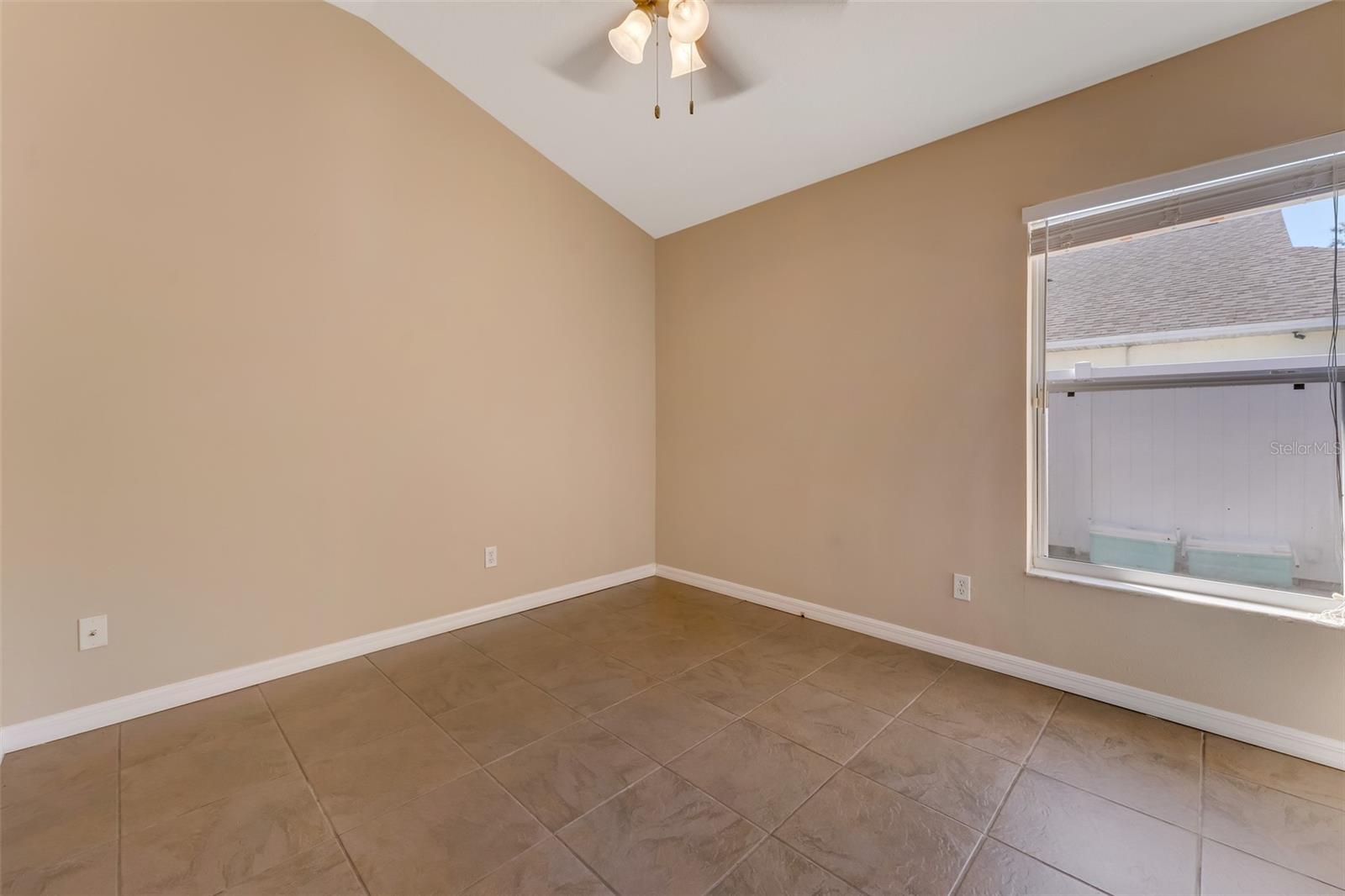 Listing photo id 6 for 1442 Lake Shore Ranch Drive