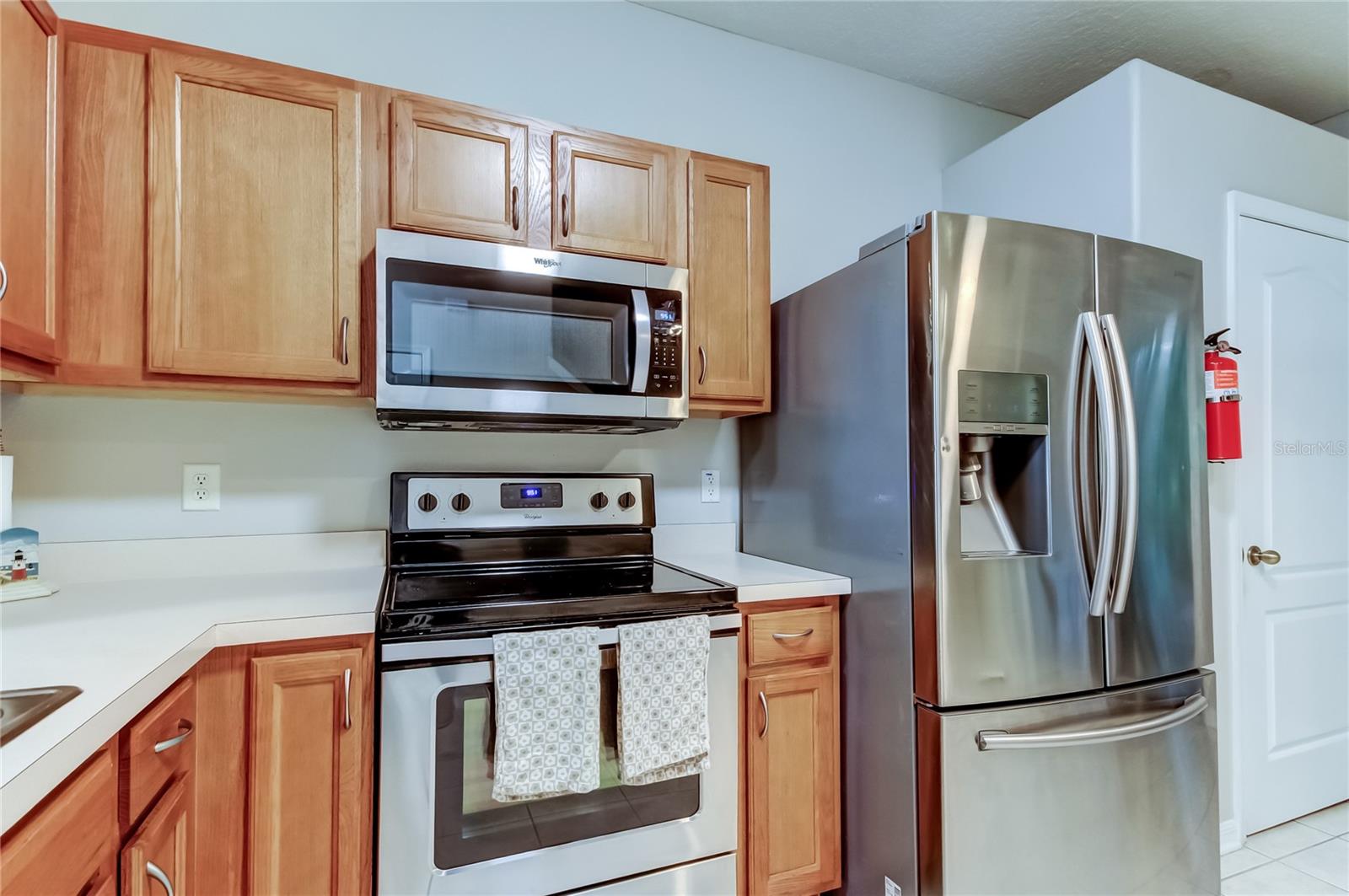 Image 19 of 65 For 1138 Hillhurst Drive