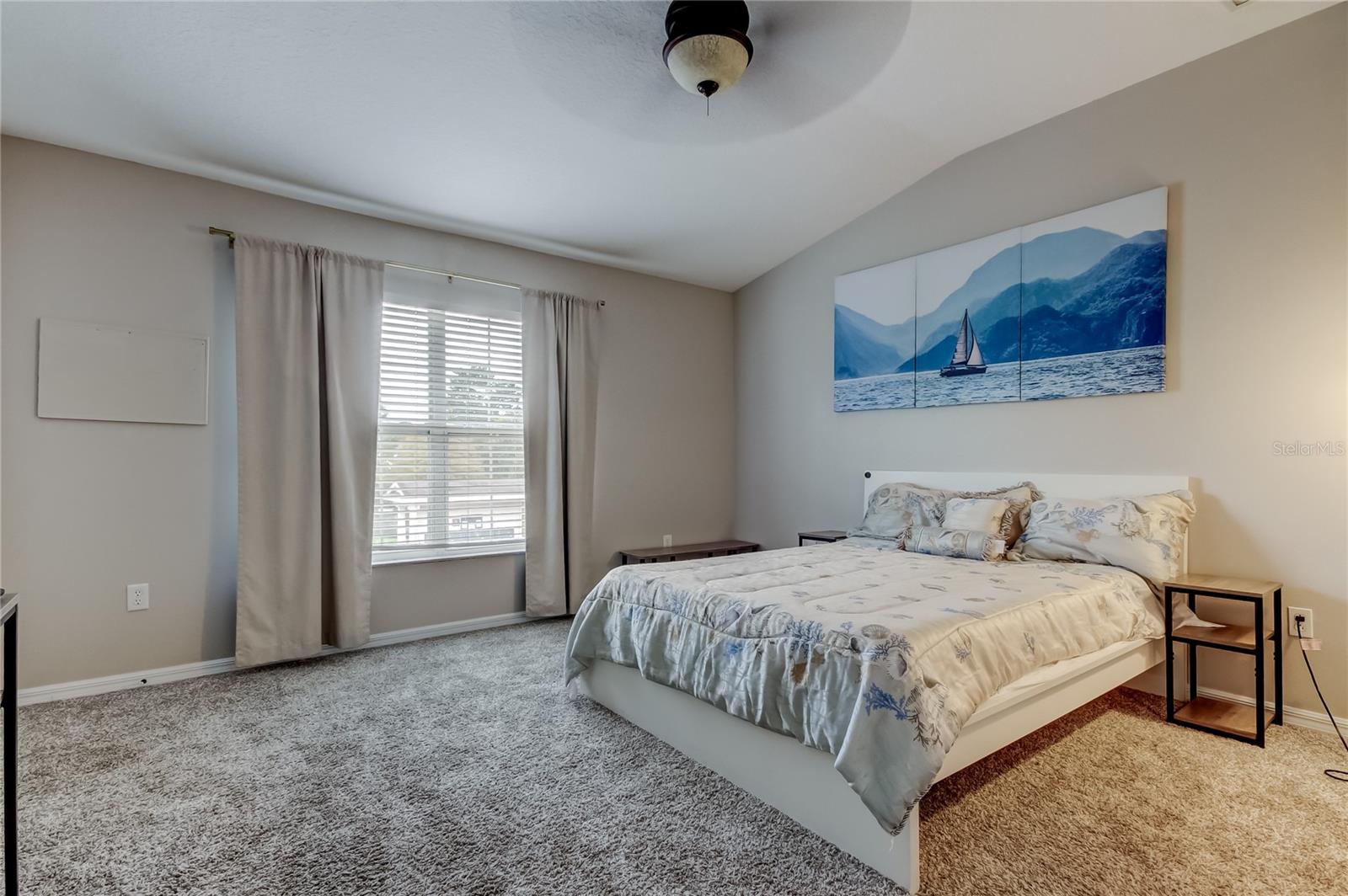 Image 24 of 65 For 1138 Hillhurst Drive