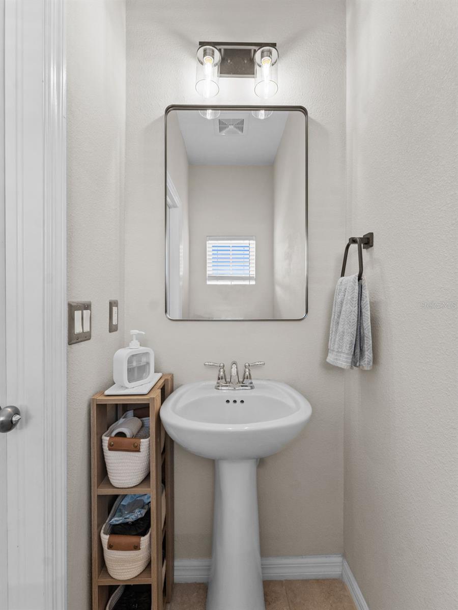 Image 14 of 37 For 26399 Limestone Springs Way