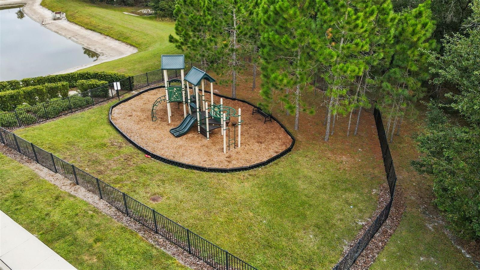 Image 35 of 37 For 26399 Limestone Springs Way