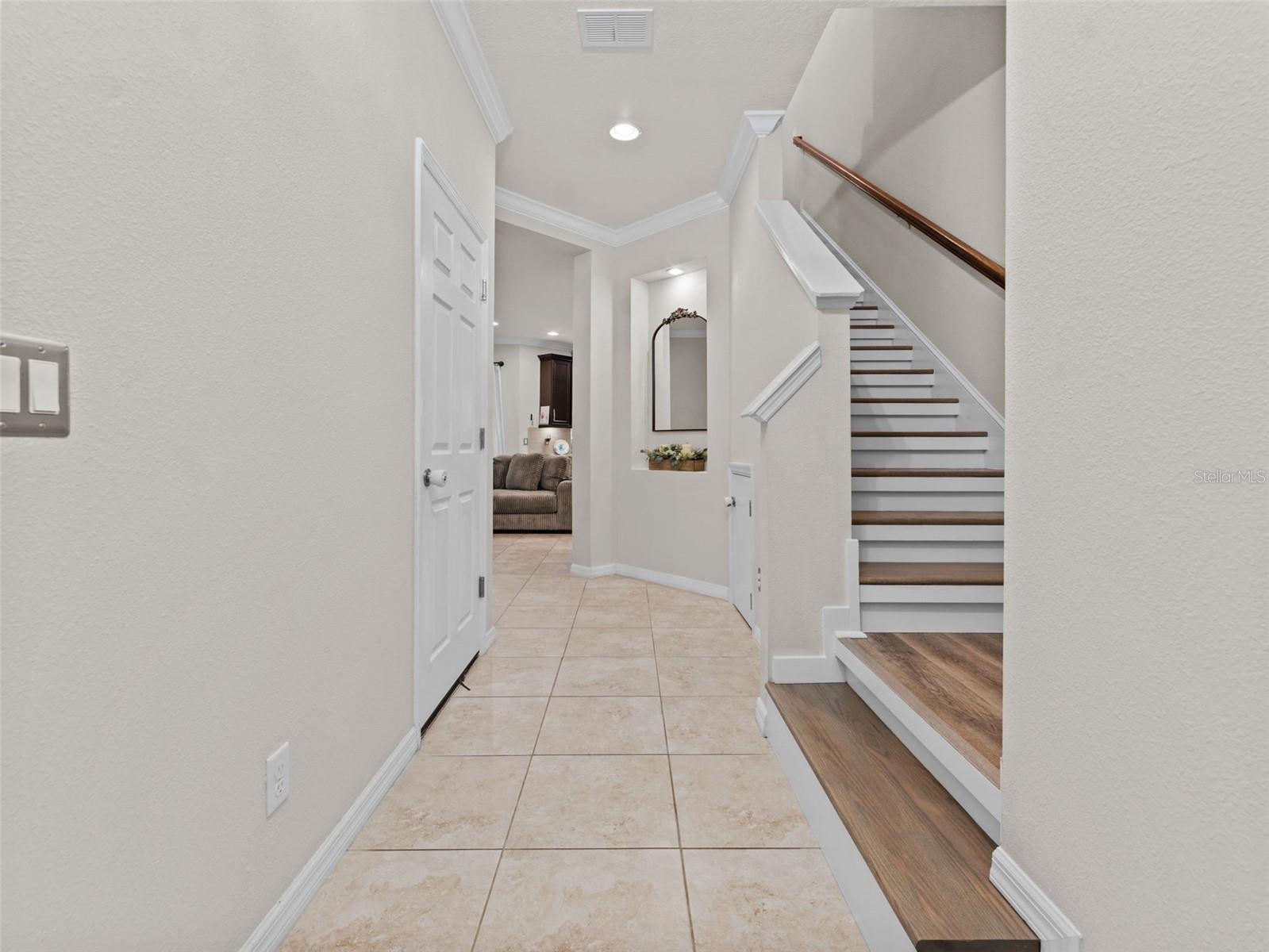 Image 8 of 37 For 26399 Limestone Springs Way