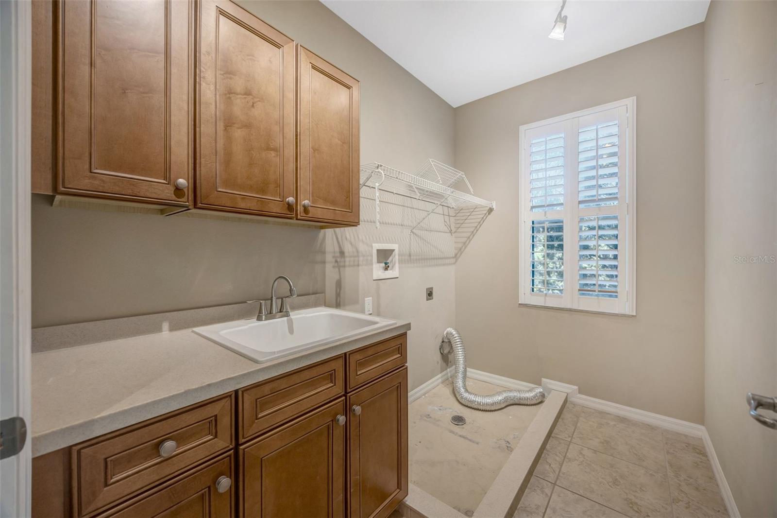 Image 25 of 81 For 9610 Bay Grove Lane