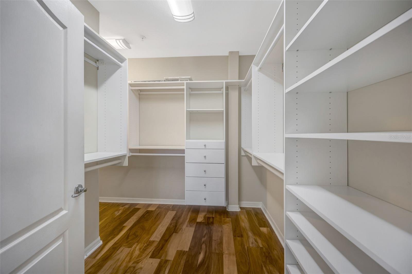 Image 26 of 81 For 9610 Bay Grove Lane