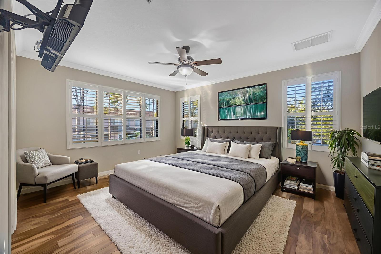 Image 31 of 81 For 9610 Bay Grove Lane