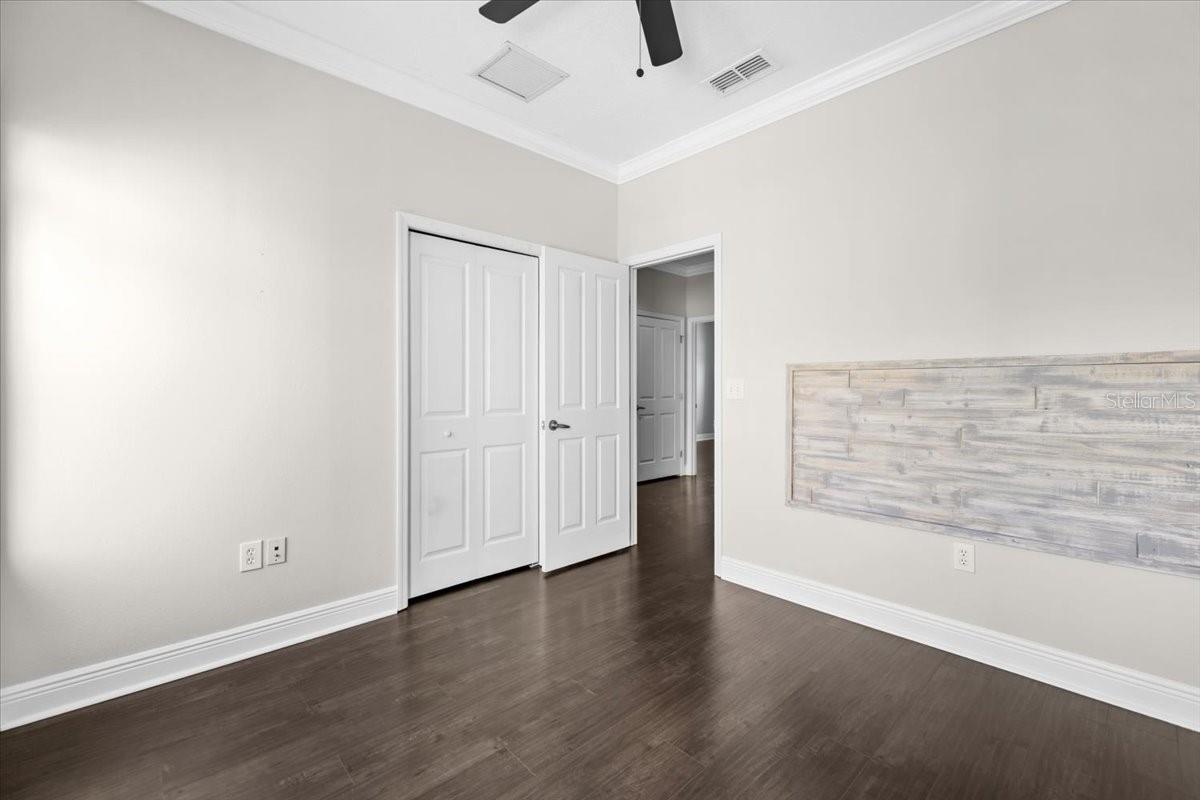 Image 24 of 55 For 14517 Cotswolds Drive