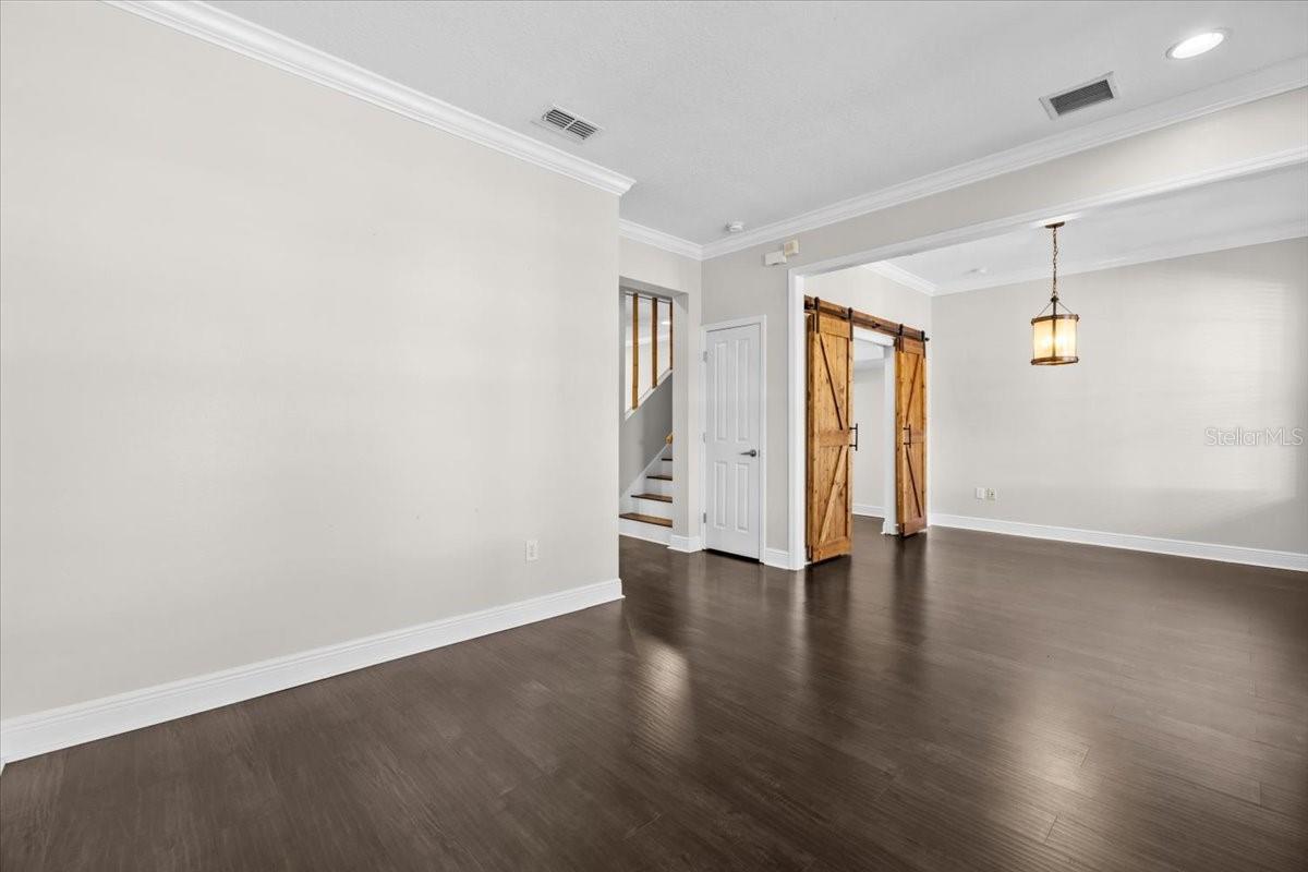 Image 9 of 55 For 14517 Cotswolds Drive