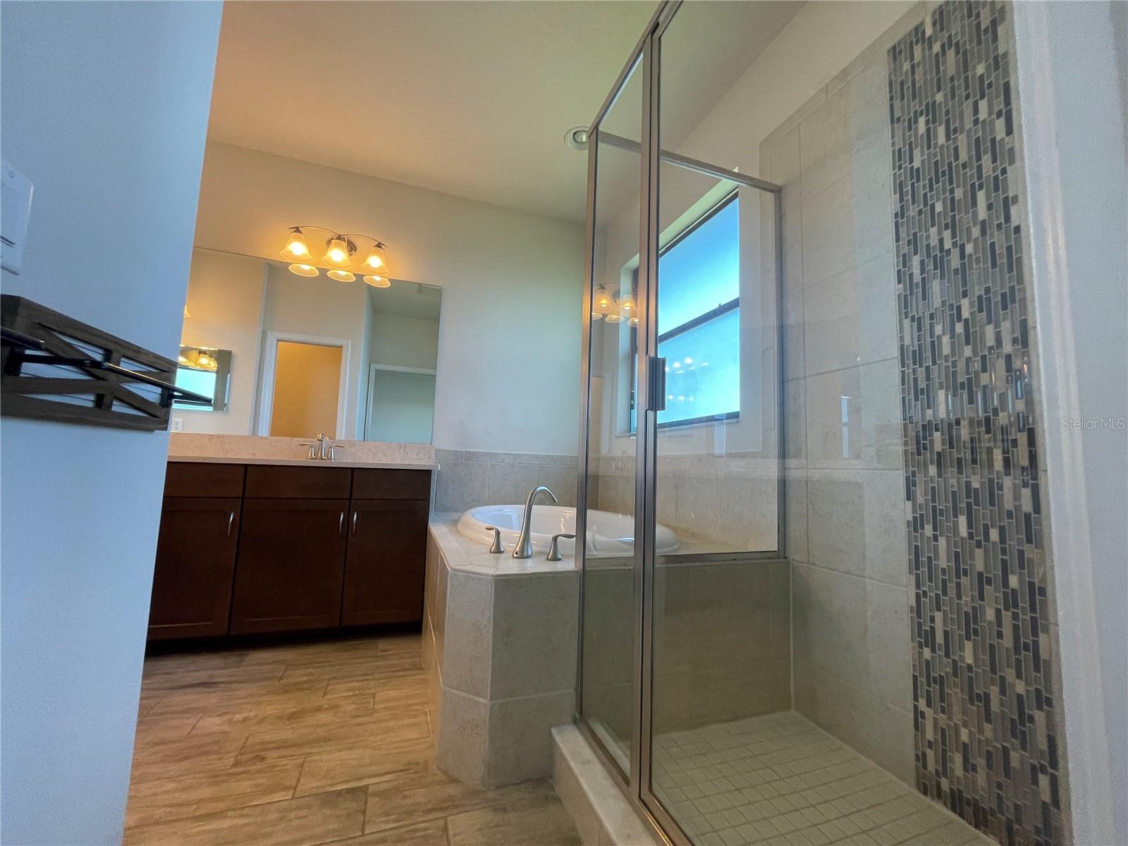 Image 25 of 47 For 4671 Wandering Way