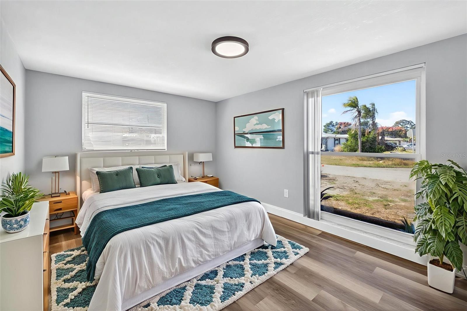 Image 15 of 26 For 11120 Tamarix Avenue