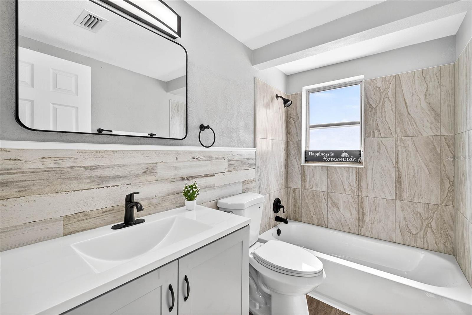 Image 16 of 26 For 11120 Tamarix Avenue