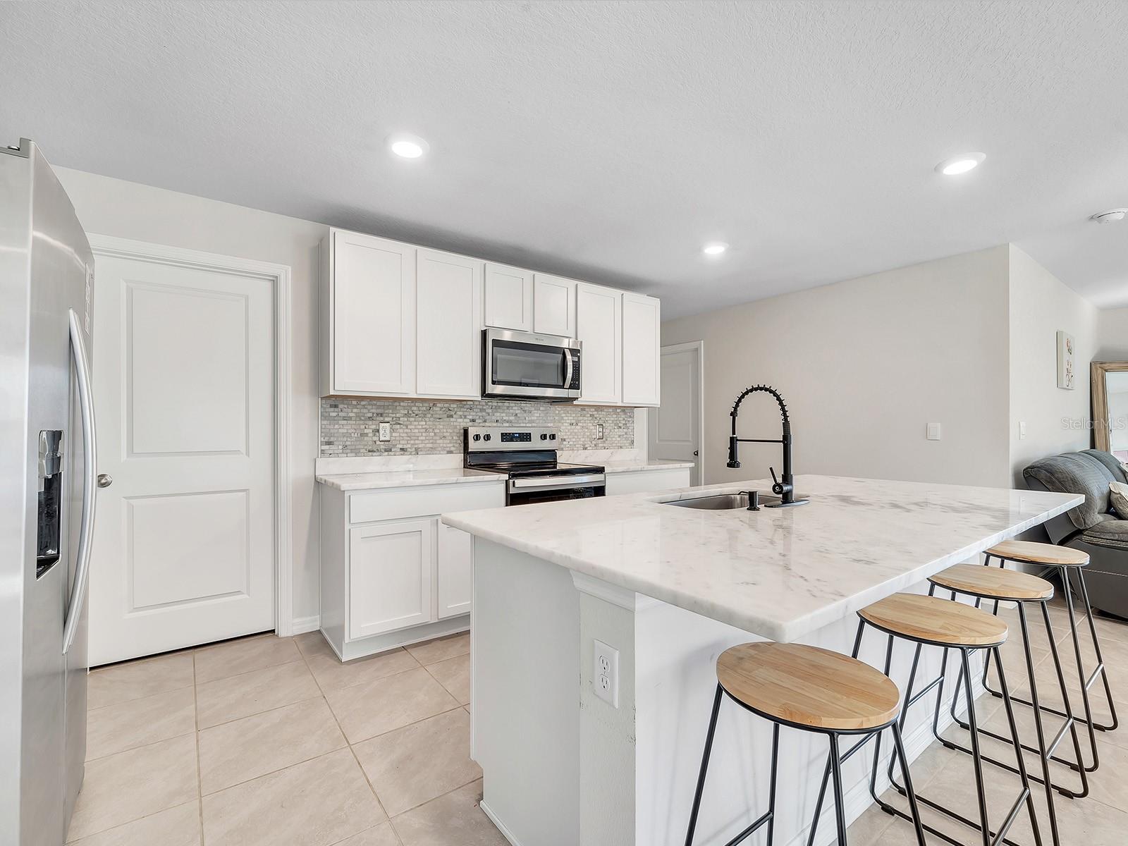 Image 8 of 34 For 3117 Rock Sound Street