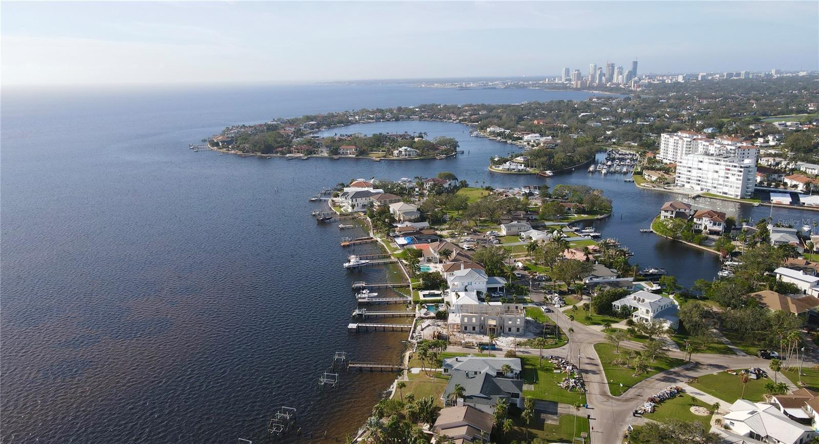 Image 16 of 41 For 3227 Bayshore Boulevard Ne