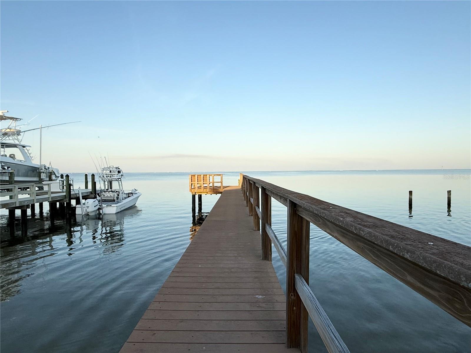 Image 34 of 41 For 3227 Bayshore Boulevard Ne