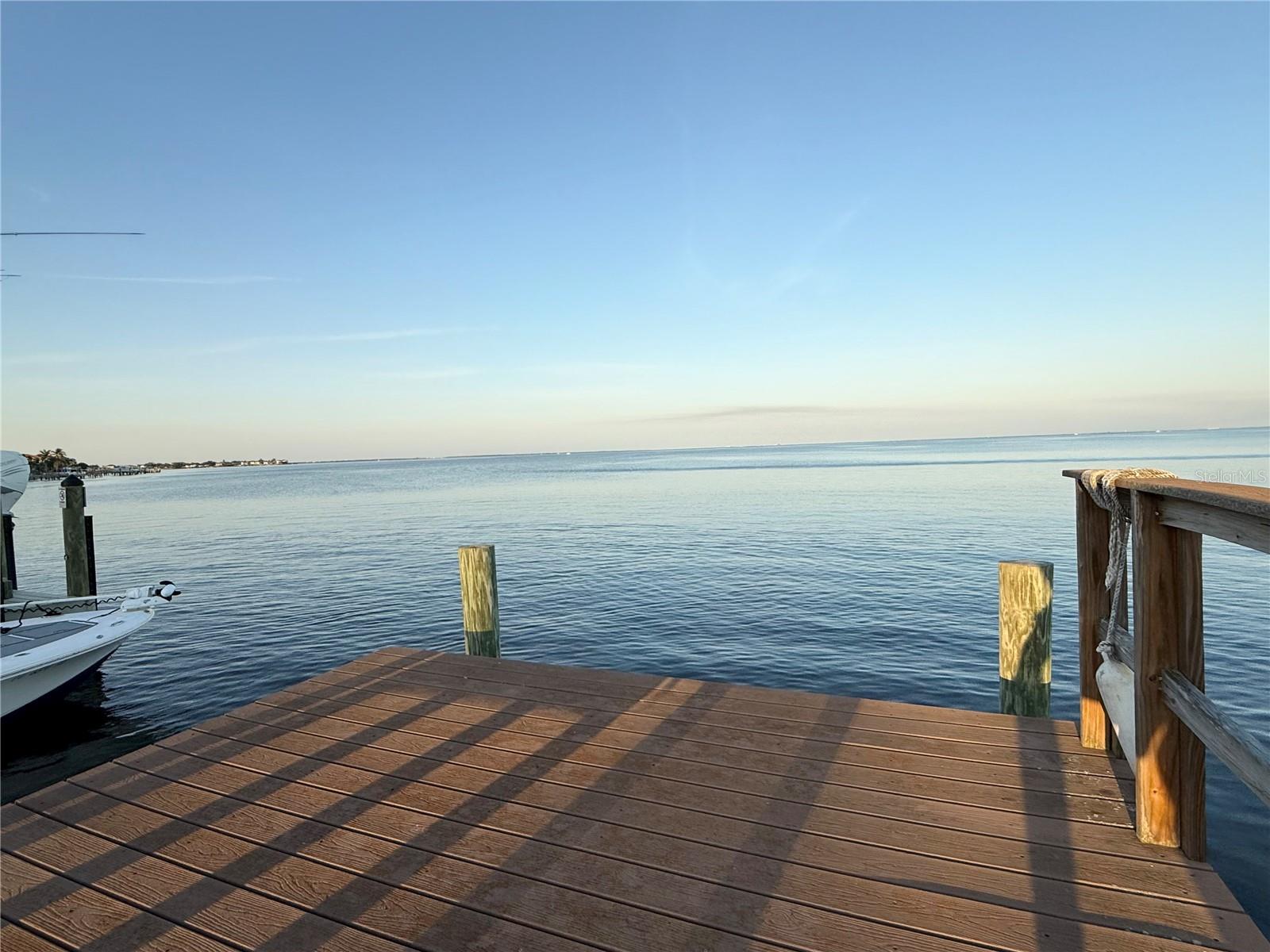 Image 37 of 41 For 3227 Bayshore Boulevard Ne