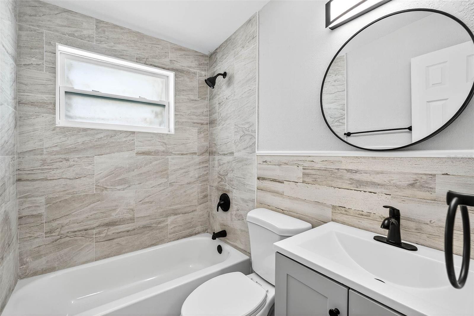 Image 5 of 15 For 9254 86th Street