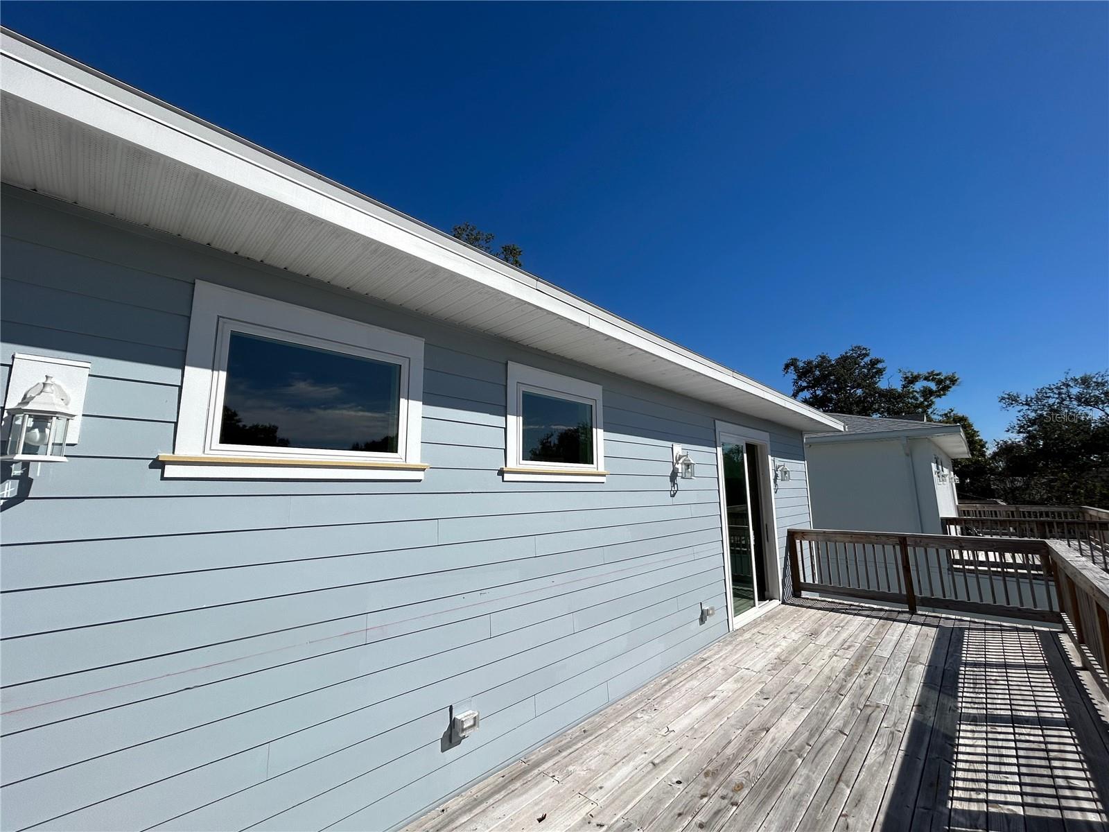 Listing photo id 62 for 862 46th Avenue N