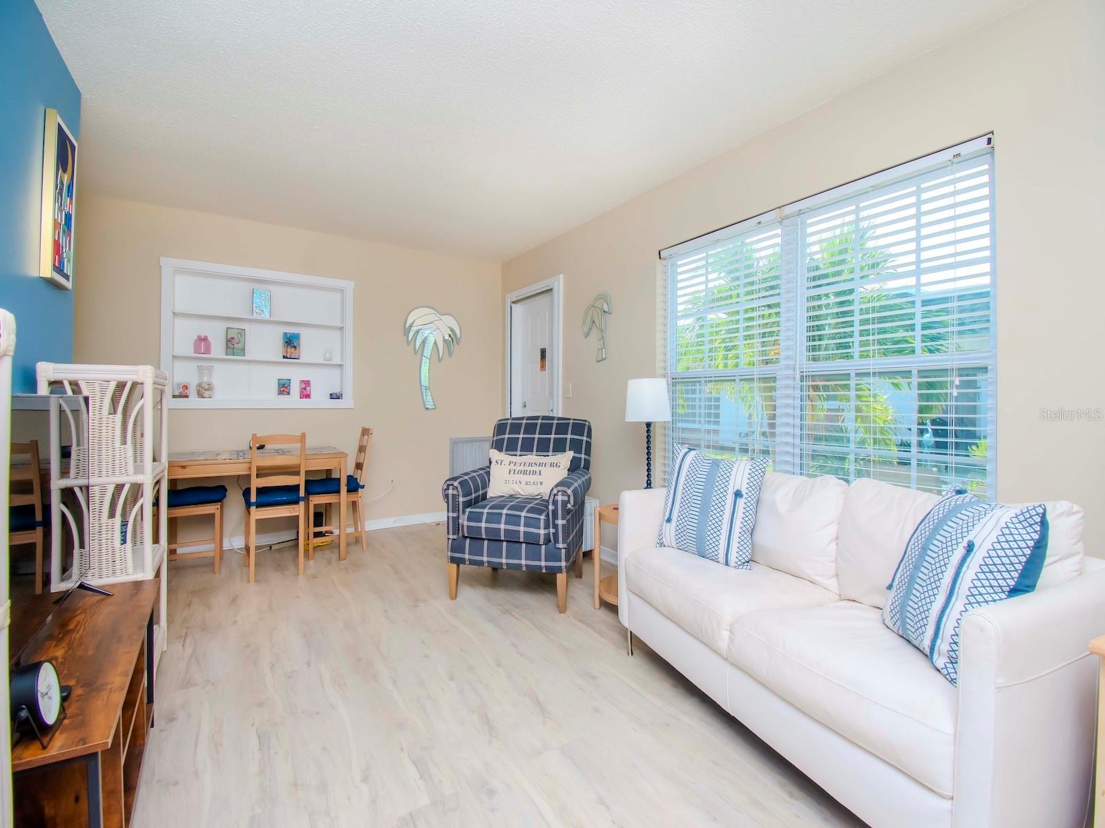 Image 11 of 29 For 7755 39th Avenue N