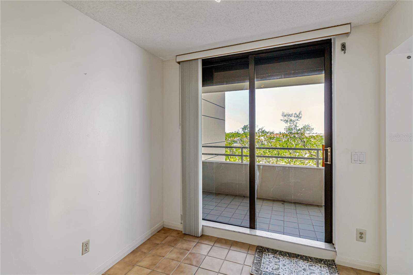 Image 18 of 50 For 5940 Pelican Bay Plaza S 504