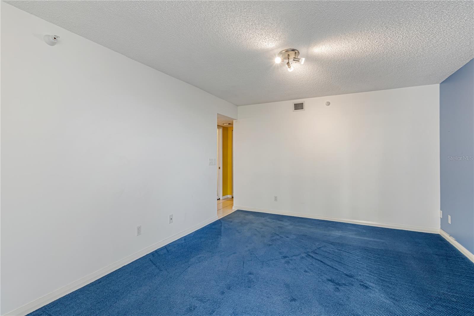 Image 22 of 50 For 5940 Pelican Bay Plaza S 504