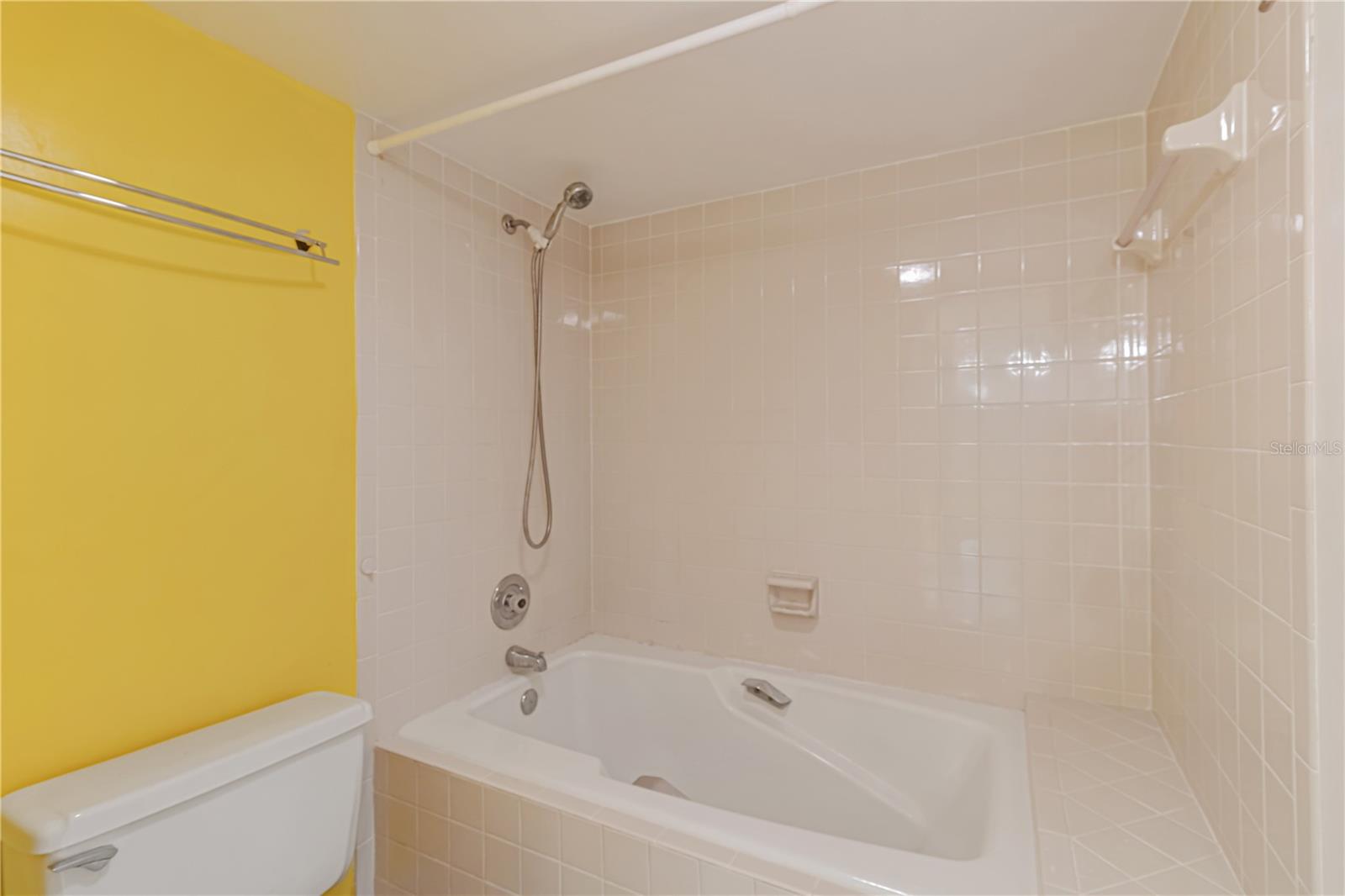 Image 24 of 50 For 5940 Pelican Bay Plaza S 504