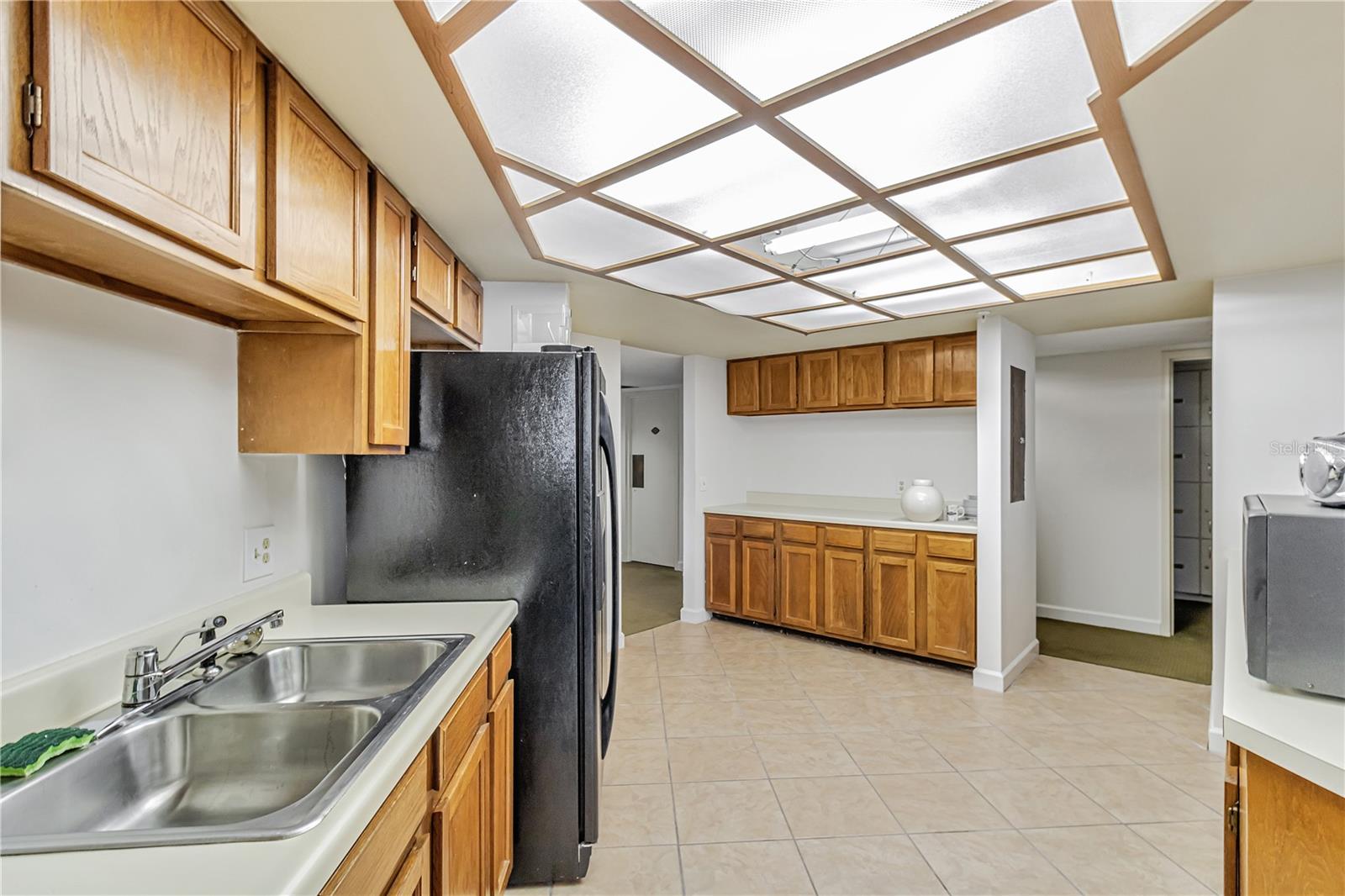 Image 37 of 50 For 5940 Pelican Bay Plaza S 504