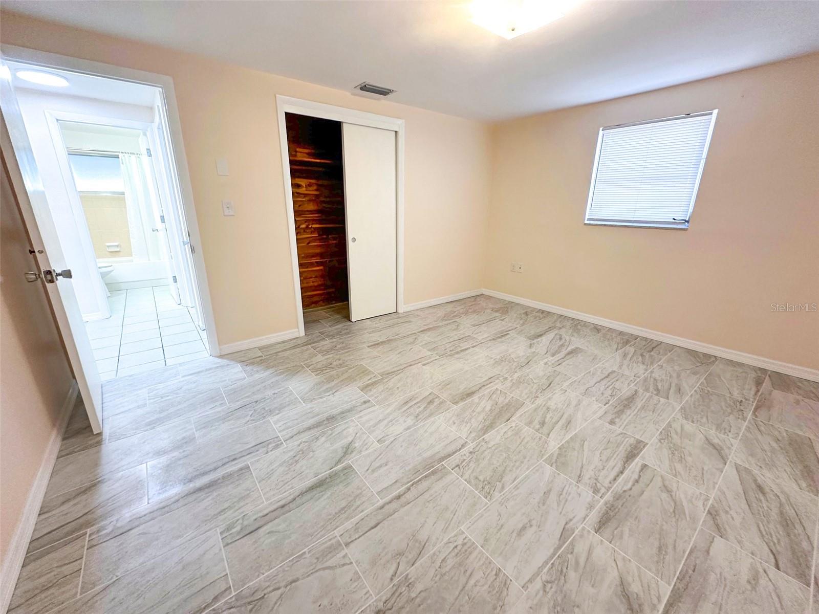 Image 20 of 36 For 3607 Cambridge Street