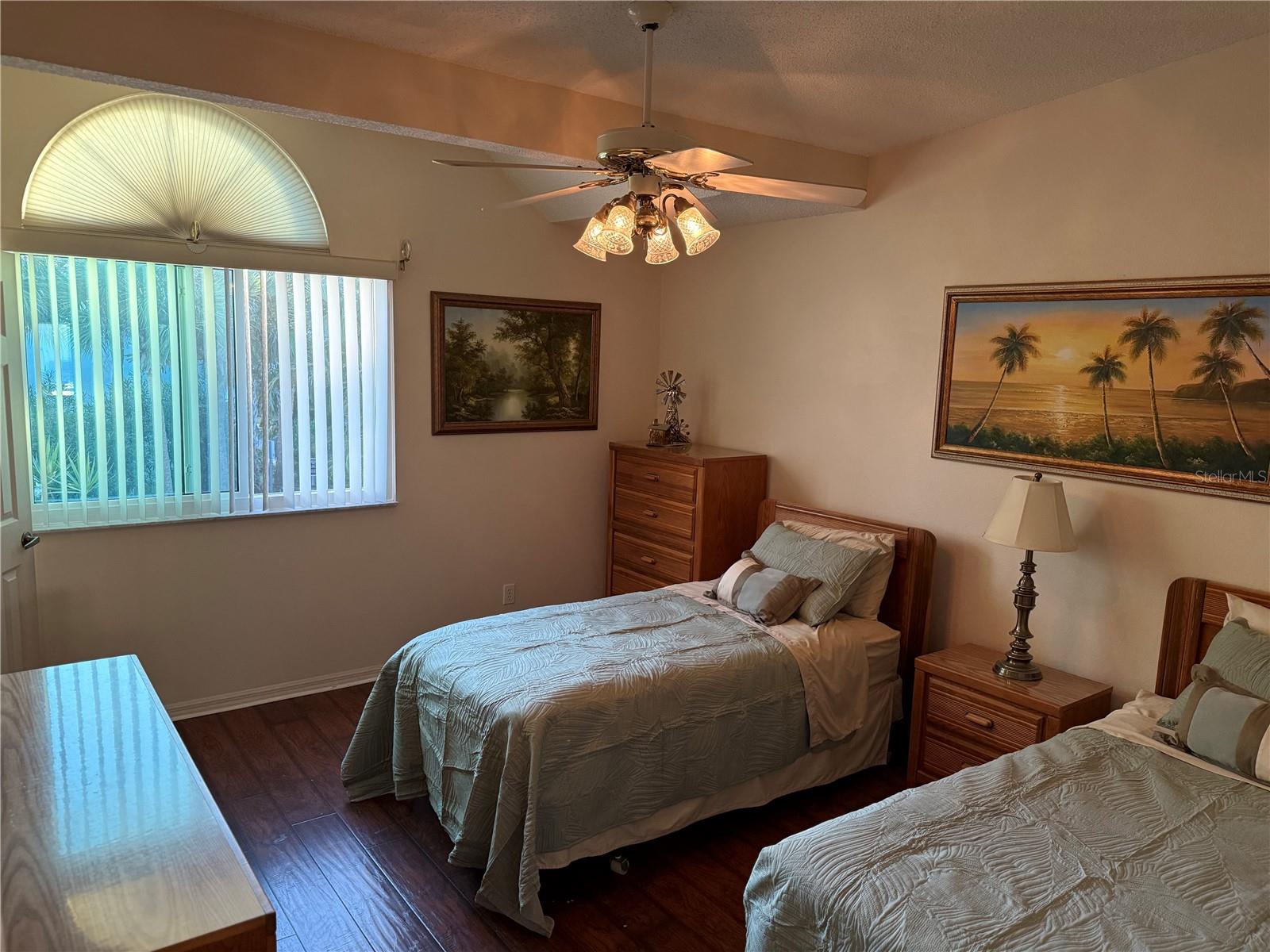 Image 14 of 37 For 524 Garland Circle