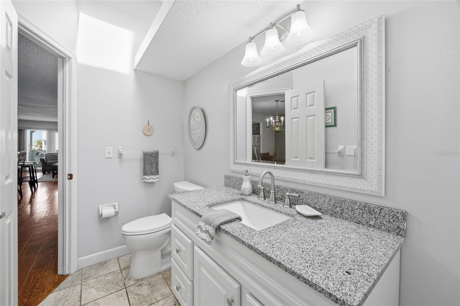 Image 17 of 37 For 524 Garland Circle