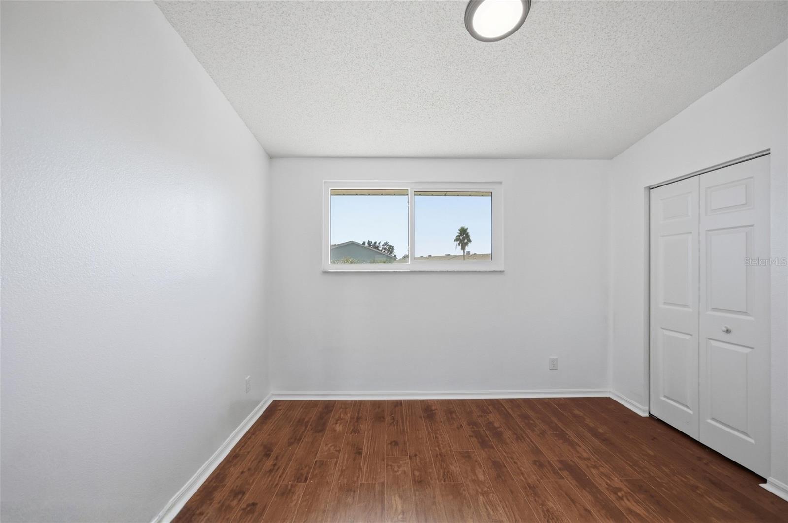 Image 26 of 37 For 524 Garland Circle